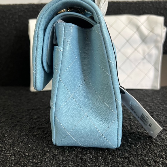 COPY - Chanel small classic in blue - Picture 3 of 8